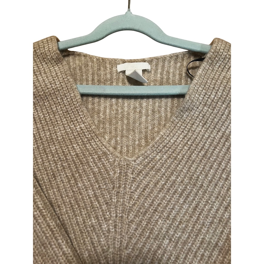 H&M XS‎ Beige V-Neck Long Sleeve Knit Sweater Wool Blend Casual Pullover Top - Picture 3 of 8